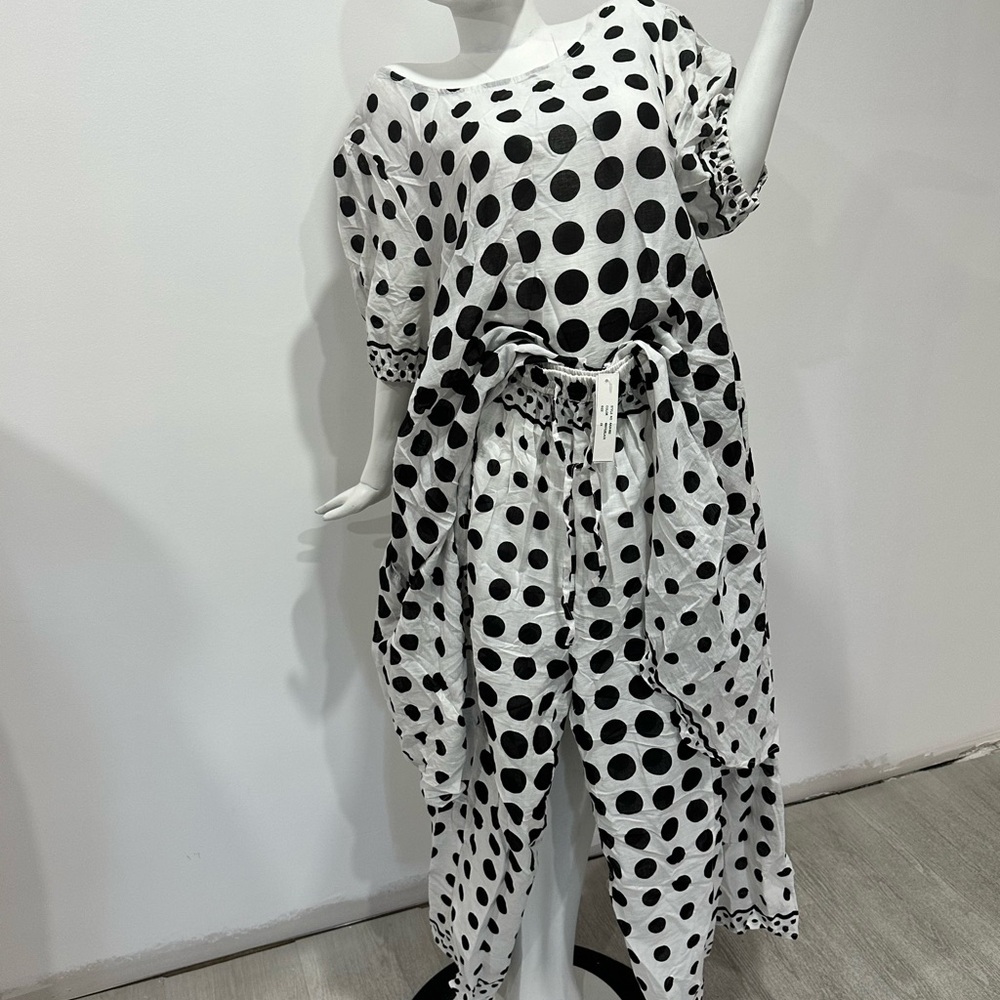 Polka Dot White and Black Relaxed Women’s two piece wide leg pant set